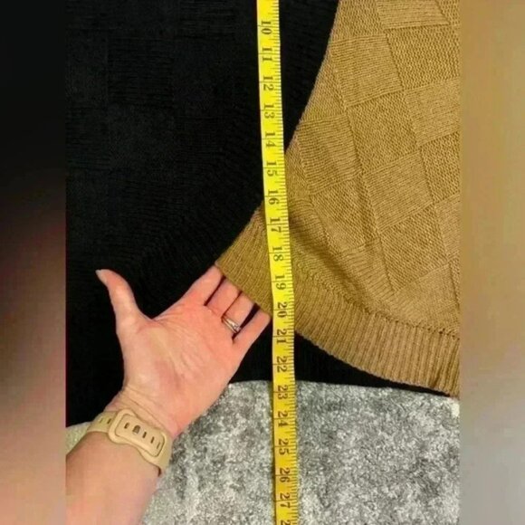 Women’s Black&Tan SHEIN Sweater - Picture 8 of 8